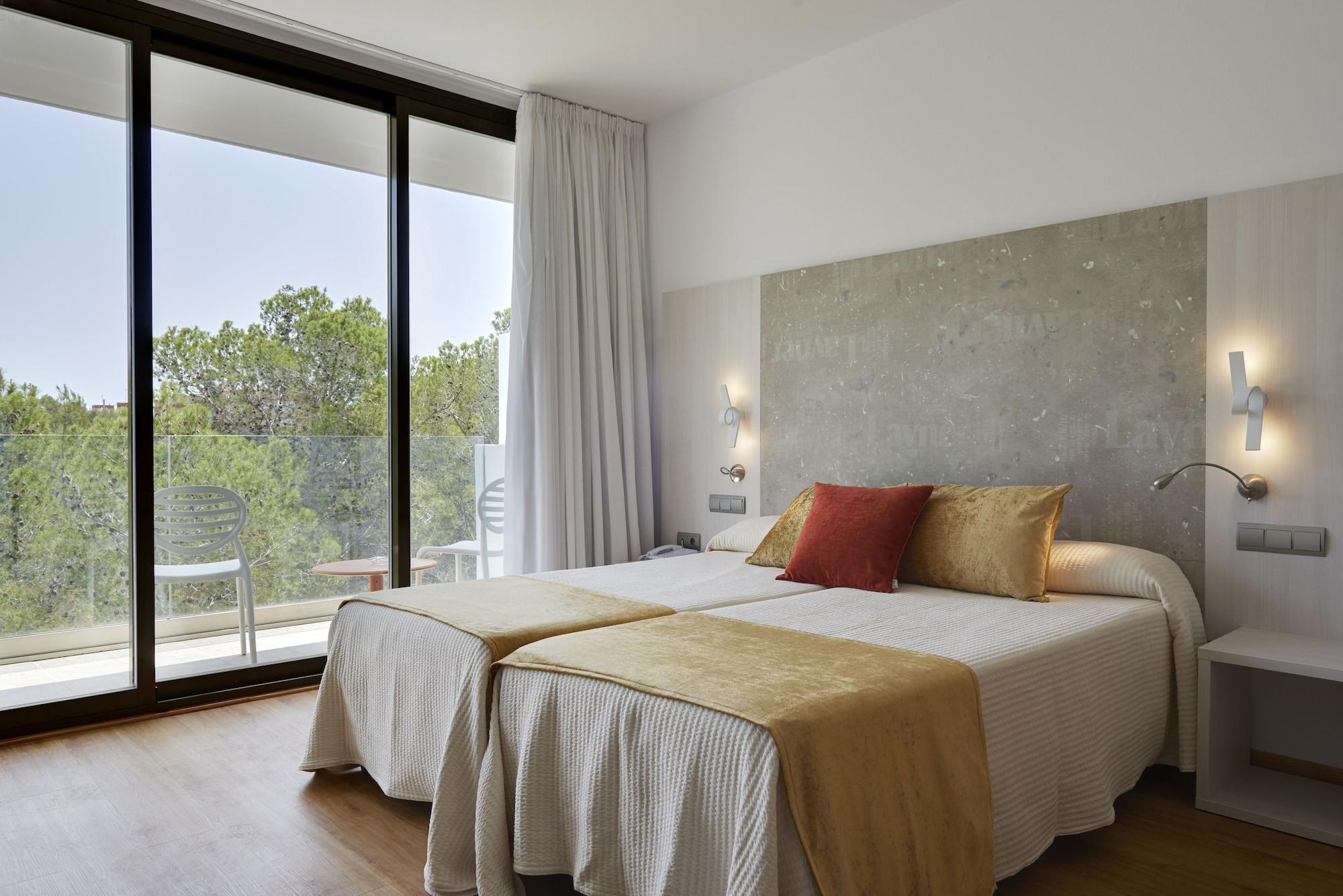 Hotel Abrat Sant Antoni de Portmany Exterior foto