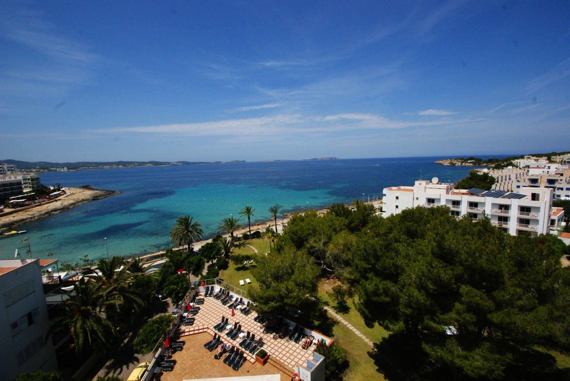 Hotel Abrat Sant Antoni de Portmany Exterior foto